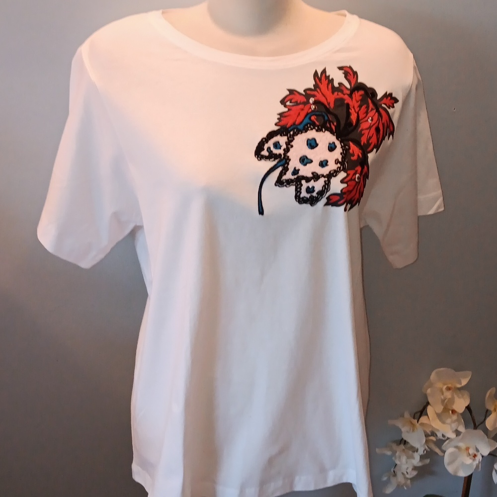 Dorothee Schumacher white embellished t-shirt NWOT